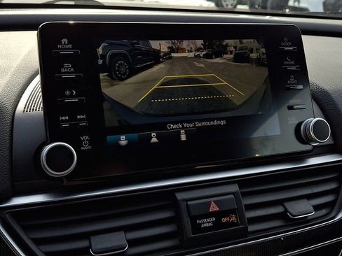 Used 2018 Honda Accord Sport image 20