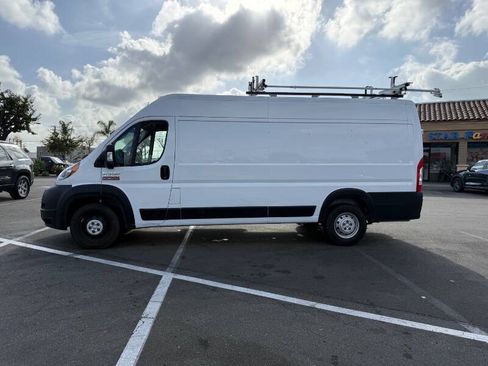 Used 2022 RAM ProMaster 3500 w/ Interior LED Lighting Group FWD image 4