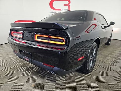 Certified 2023 Dodge Challenger SXT w/ Blacktop Package image 7