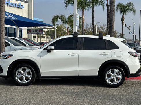 Certified 2023 Honda HR-V LX image 2