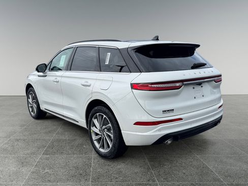 New 2026 Lincoln Corsair Grand Touring image 3