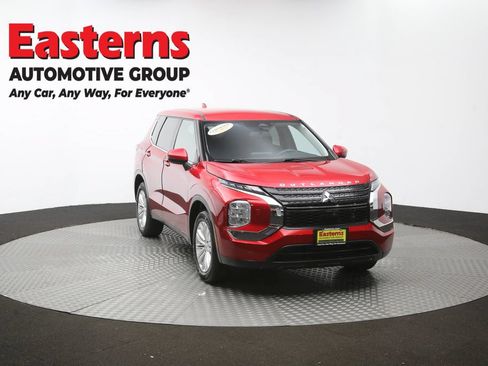 Used 2024 Mitsubishi Outlander ES AWD/4WD image 50