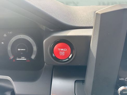 Used 2025 Toyota 4Runner TRD Sport image 22