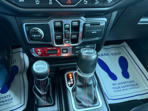 Used 2019 Jeep Wrangler Unlimited Rubicon w/ Dual Top Group image 20