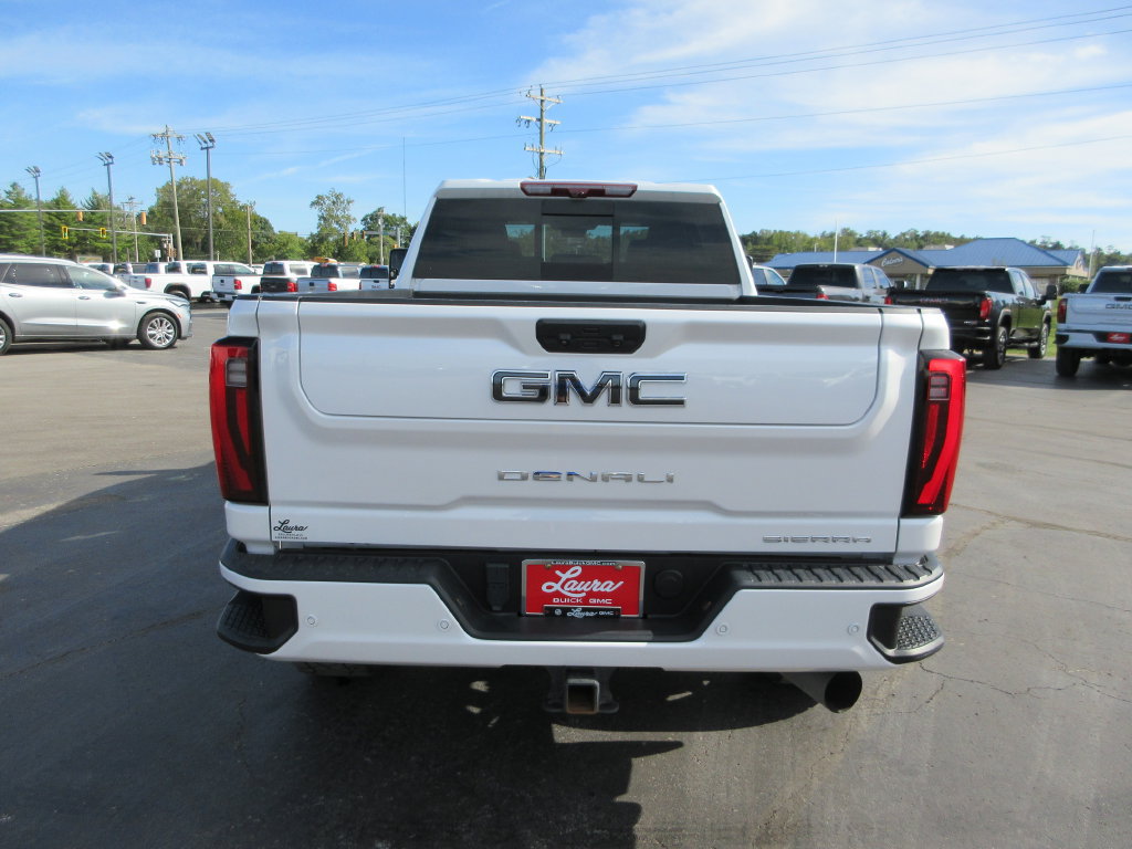 Used 2024 GMC Sierra 3500 Denali Ultimate AWD/4WD image 6