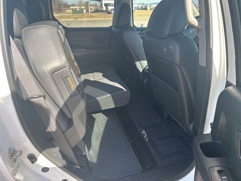 Used 2014 Honda Ridgeline SE image 24