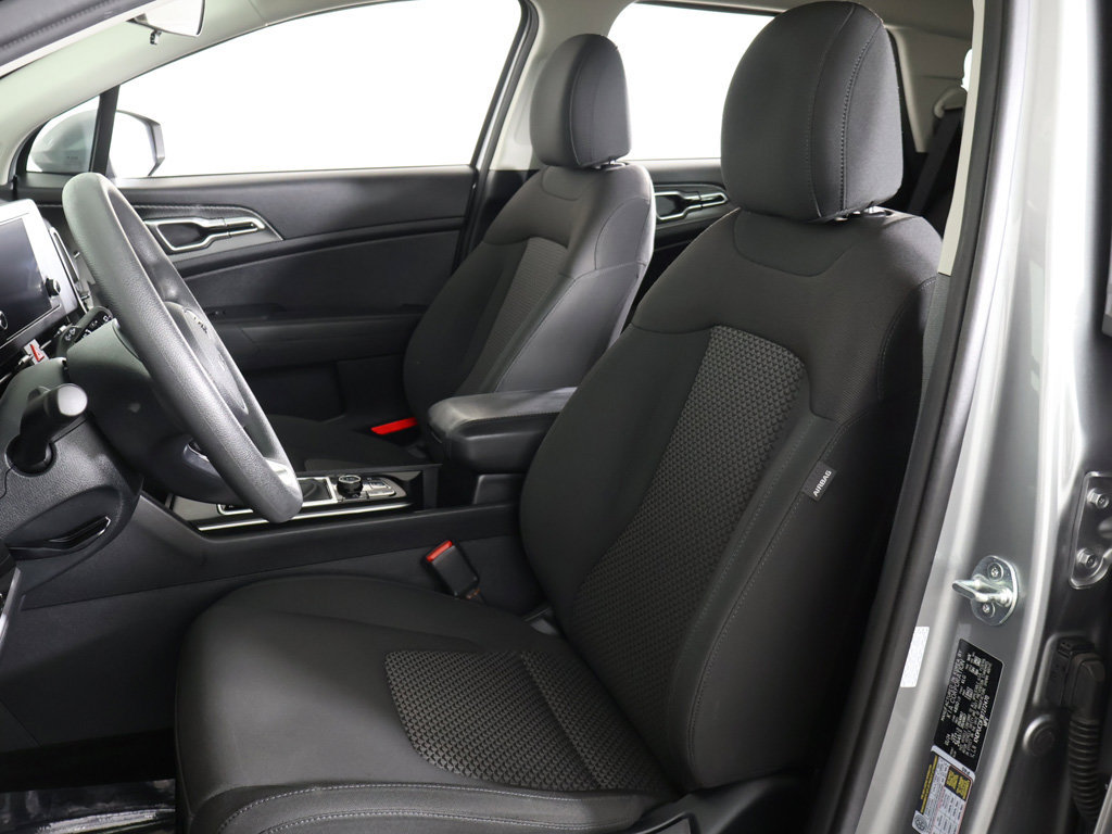 Used 2024 Kia Sportage LX AWD/4WD image 27