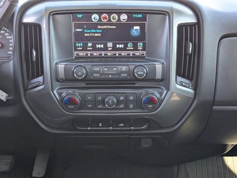 Used 2018 Chevrolet Silverado 1500 LT w/ Max Trailering Package image 18