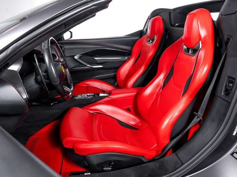 Used 2023 Ferrari 296 GTS RWD image 4