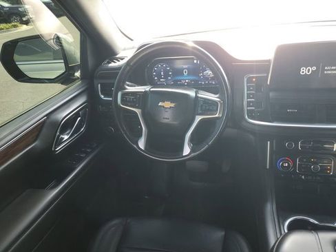Used 2022 Chevrolet Tahoe LT w/ LT Signature Package AWD/4WD image 11