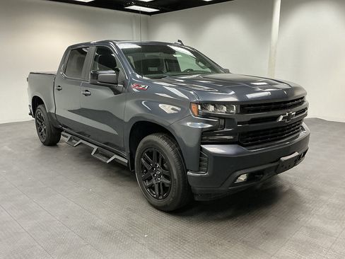 Used 2021 Chevrolet Silverado 1500 RST w/ LPO, Blackout Package AWD/4WD image 7