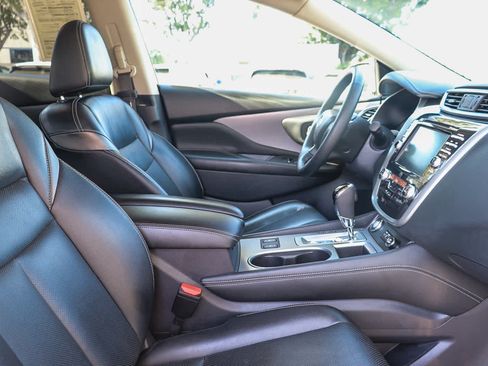 Used 2019 Nissan Murano SL w/ SL Technology Package FWD image 16
