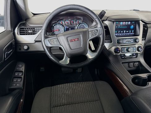 Used 2019 GMC Yukon SLE w/ SLE Value Package image 17