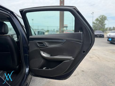 Used 2019 Chevrolet Impala Premier FWD image 16
