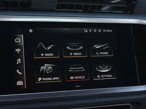 Used 2022 Audi Q3 2.0T Premium Plus w/ Premium Plus Package image 10