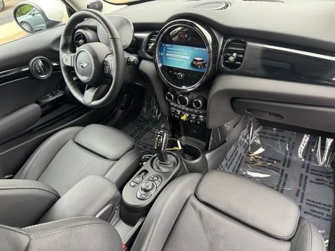 Certified 2024 MINI Cooper SE FWD image 28