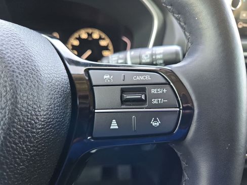 Used 2023 Honda Pilot Touring image 24