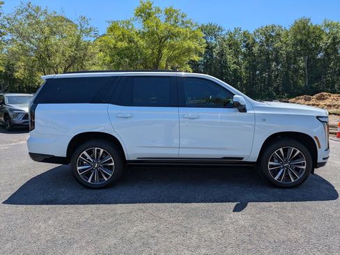New 2026 Cadillac Escalade Sport w/ Touring Package AWD/4WD image 7