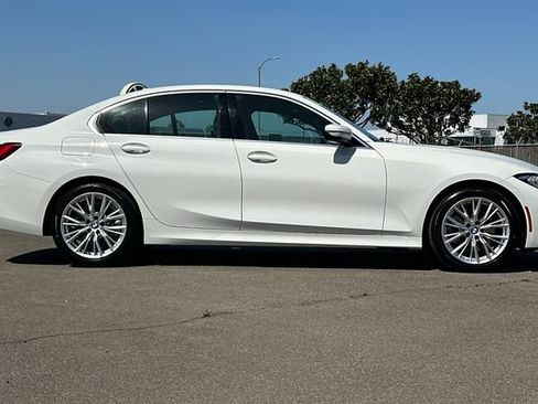 Used 2024 BMW 330i Sedan w/ Convenience Package RWD image 3