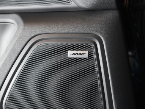 Certified 2025 Porsche Macan image 25