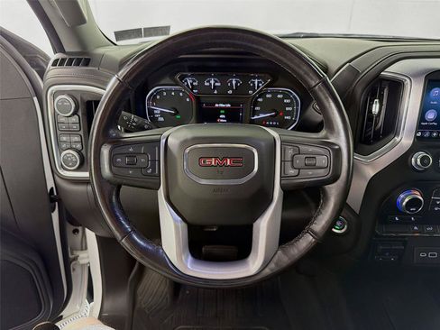 Used 2020 GMC Sierra 1500 SLE w/ SLE Value Package AWD/4WD image 3