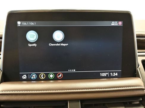 Used 2021 Chevrolet Suburban LT RWD image 25