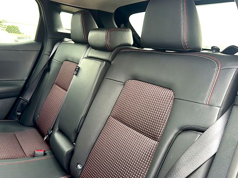 New 2026 Nissan Kicks SR w/ Cold Weather Package FWD image 16