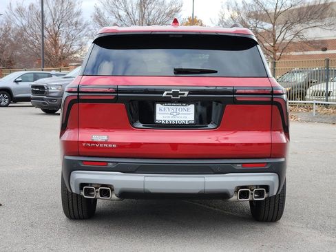 New 2026 Chevrolet Traverse LT w/ Driver Confidence Package image 6