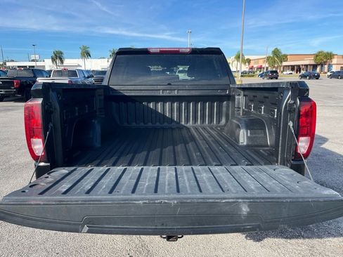 Used 2021 GMC Sierra 1500 SLE image 37