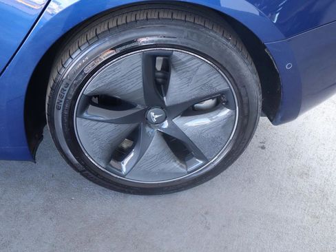 Used 2019 Tesla Model 3 Mid Range image 37