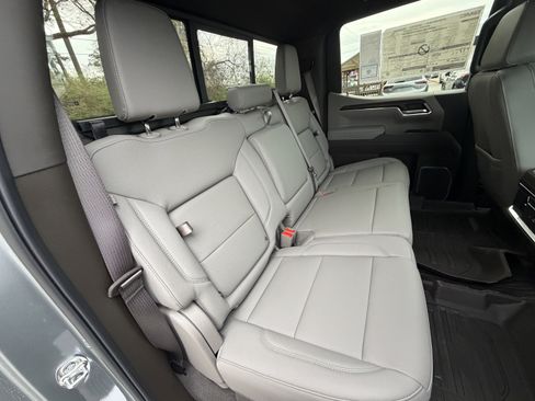 New 2026 GMC Sierra 1500 SLT w/ SLT Premium Plus Package image 28