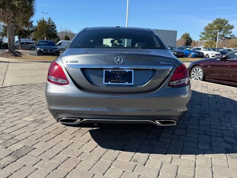Certified 2018 Mercedes-Benz C 300 4MATIC Sedan image 9