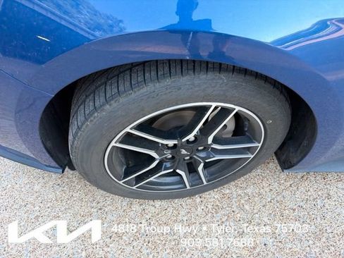 Used 2022 Ford Mustang Coupe w/ Equipment Group 101A RWD image 4