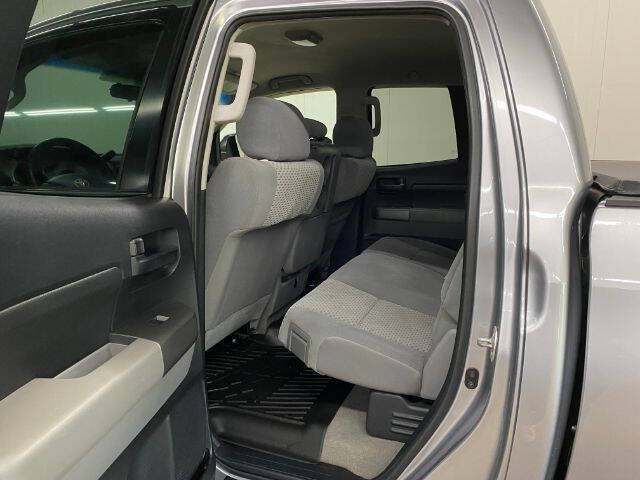 Used 2010 Toyota Tundra 4x4 Double Cab w/ Tow Pkg image 13