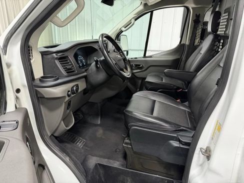 Used 2023 Ford Transit 150 Low Roof AWD image 10