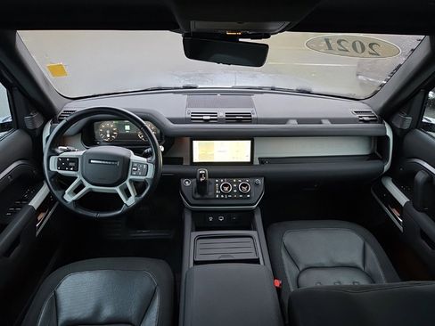 Used 2021 Land Rover Defender 110 SE image 22