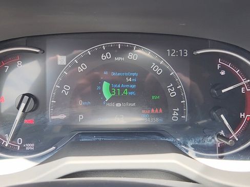 Used 2025 Toyota RAV4 XLE AWD/4WD image 11