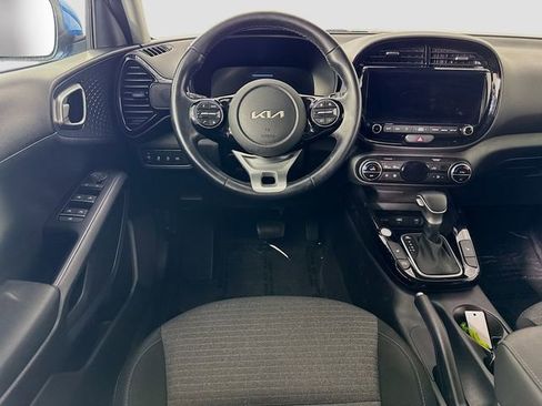 Used 2023 Kia Soul EX image 23