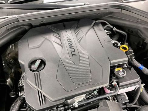 New 2026 Genesis GV70 2.5T Select AWD/4WD image 14