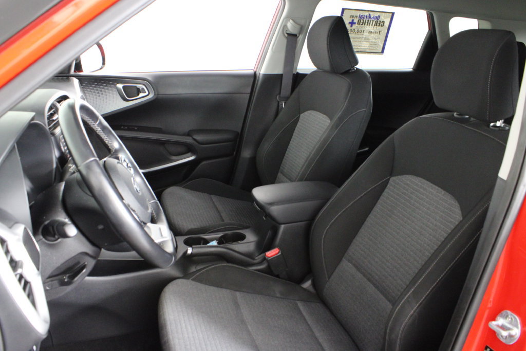 Used 2020 Kia Soul GT-Line w/ GT 2.0L Power Sunroof Package FWD image 19