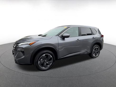 Used 2025 Nissan Rogue SV image 7