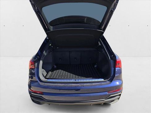 New 2025 Audi Q3 2.0T Premium w/ Convenience Package image 24