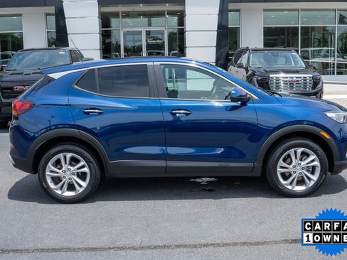 Used 2023 Buick Encore GX Preferred w/ Cold Weather Comfort Package AWD/4WD image 2