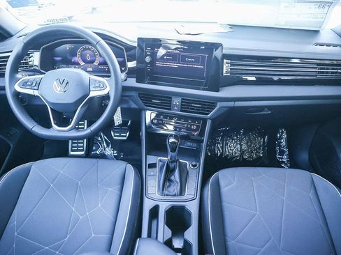 New 2025 Volkswagen Jetta Sport image 19