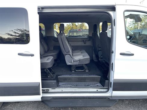 Used 2022 Ford Transit 350 XLT RWD image 38