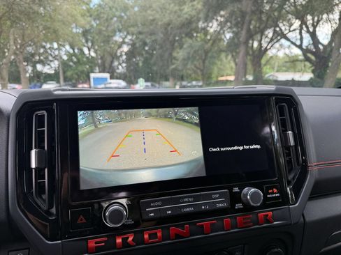 Used 2026 Nissan Frontier PRO-4X AWD/4WD image 17