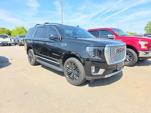 Used 2021 GMC Yukon Denali w/ LPO, Illumination Package AWD/4WD image 1