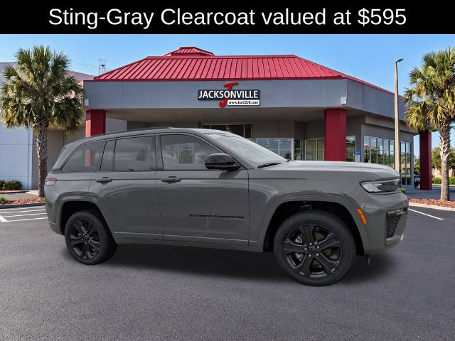 New 2027 Jeep Grand Cherokee Limited w/ Limited Altitude Package AWD/4WD image 5
