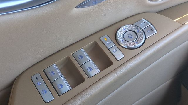 Used 2025 Genesis G80 2.5T AWD/4WD image 19