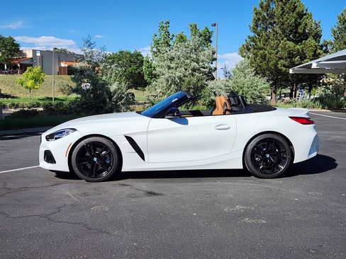 New 2026 BMW Z4 sDrive30i w/ Premium Package RWD image 2